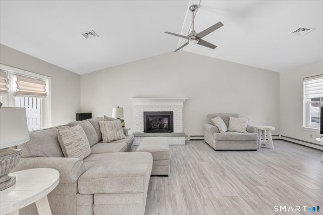 40 Vista Drive, Shelton, CT 06484