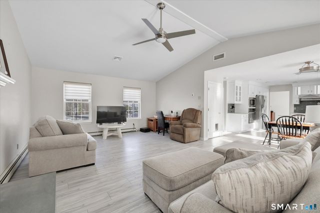 40 Vista Drive, Shelton, CT 06484