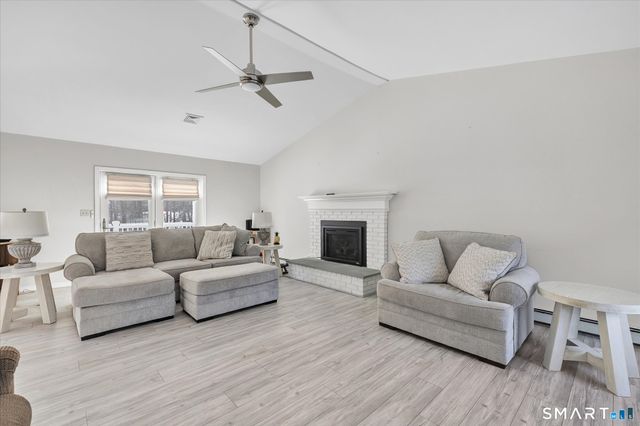 40 Vista Drive, Shelton, CT 06484