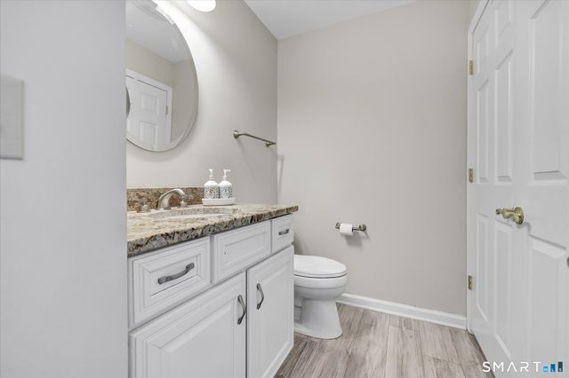 40 Vista Drive, Shelton, CT 06484