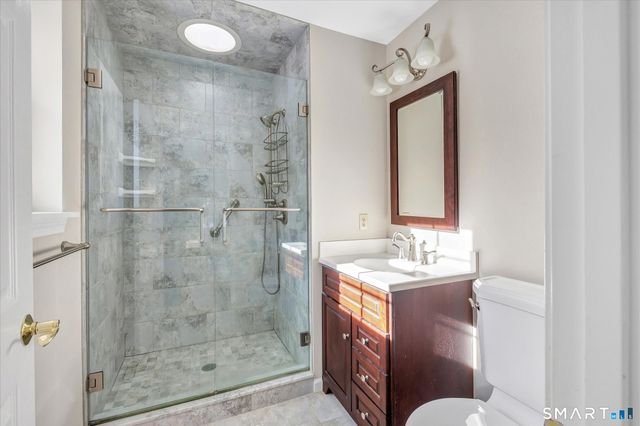 40 Vista Drive, Shelton, CT 06484