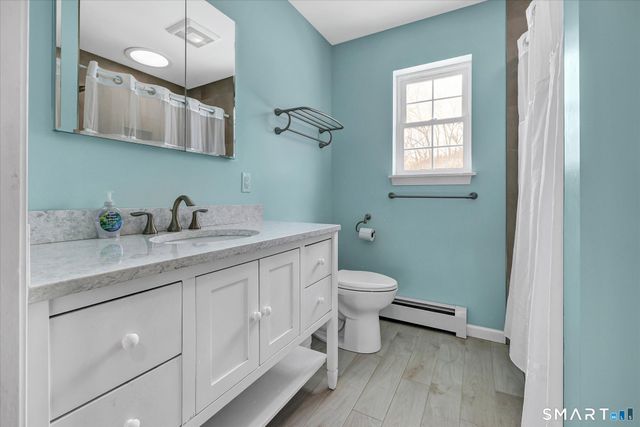 40 Vista Drive, Shelton, CT 06484