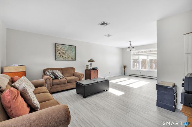 40 Vista Drive, Shelton, CT 06484