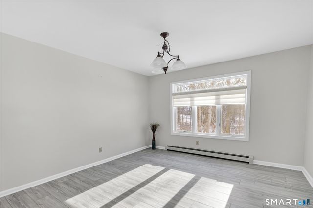 40 Vista Drive, Shelton, CT 06484