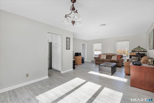 40 Vista Drive, Shelton, CT 06484