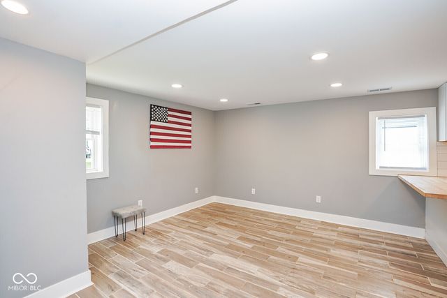328 E 36th Street, Anderson, IN 46013
