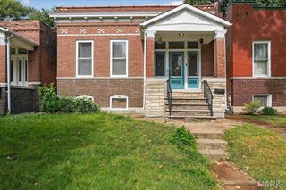 4651 Tennessee Avenue, St Louis, MO 63111