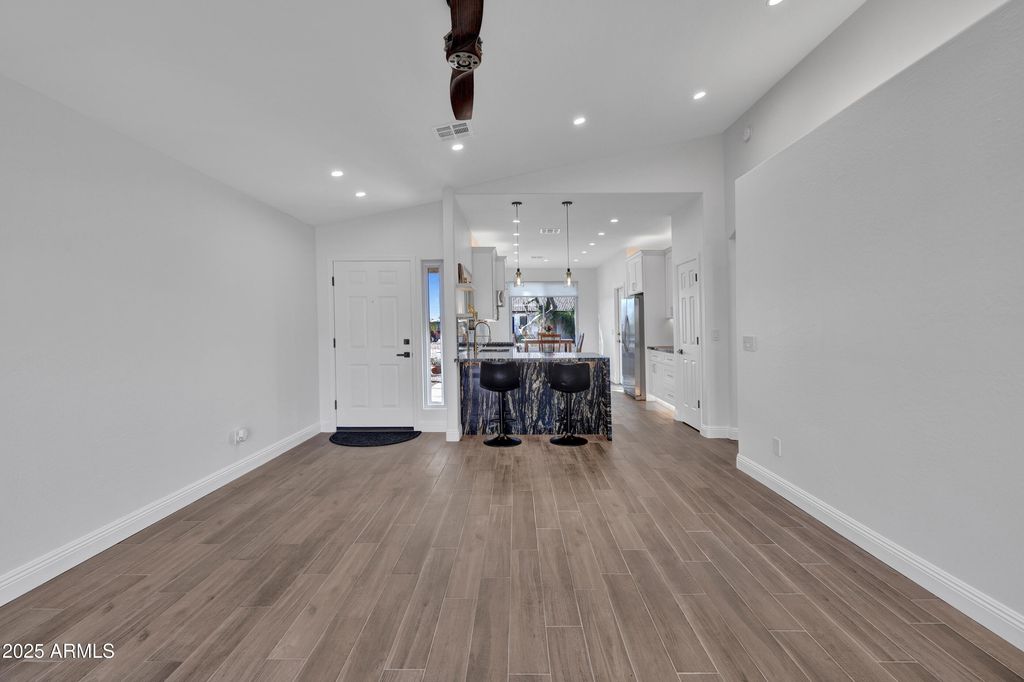 16825 N 18TH Place, Phoenix, AZ 85022