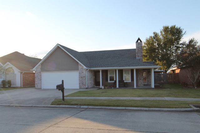 406 Windward Dr, Houma, LA 70360