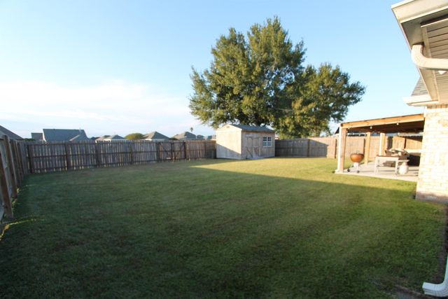406 Windward Dr, Houma, LA 70360