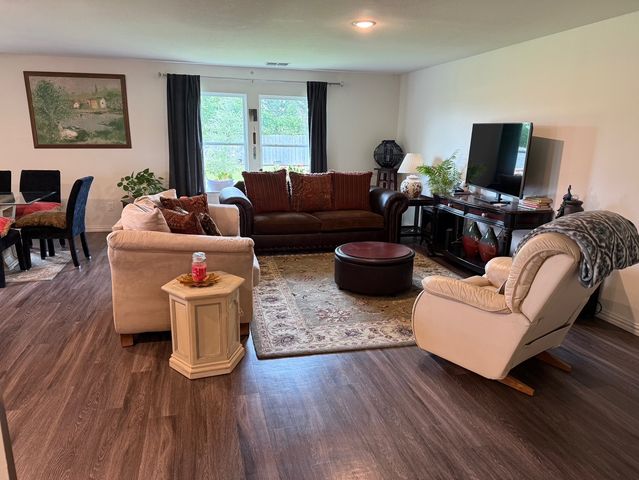 100 W North Creek Drive, Sherman, TX 75092