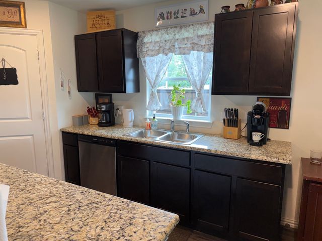 100 W North Creek Drive, Sherman, TX 75092