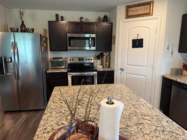 100 W North Creek Drive, Sherman, TX 75092