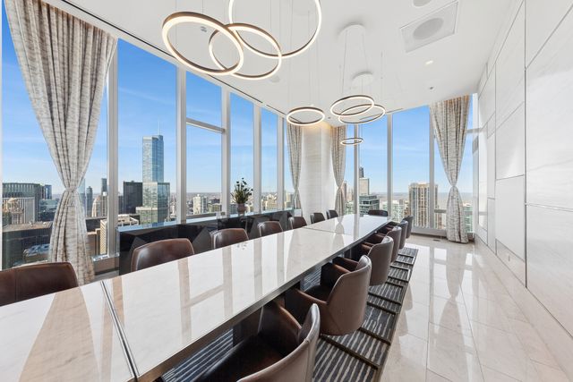 363 E Wacker Drive 2802, Chicago, IL 60601