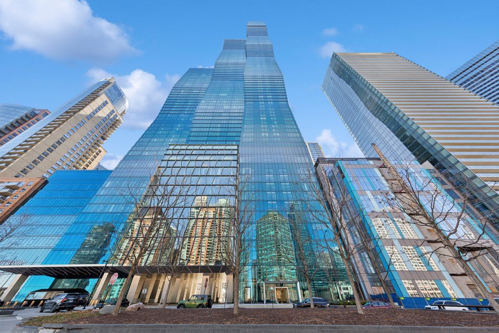 363 E Wacker Drive 2802, Chicago, IL 60601