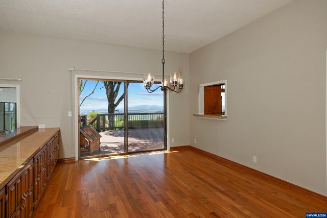 3794 East Nanitch Cir S, Salem, OR 97306