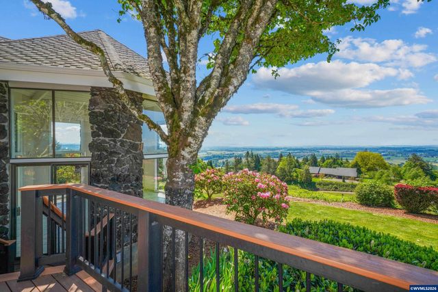 3794 East Nanitch Cir S, Salem, OR 97306