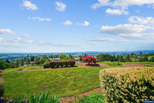 3794 East Nanitch Cir S, Salem, OR 97306