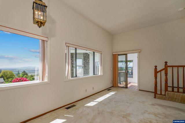 3794 East Nanitch Cir S, Salem, OR 97306