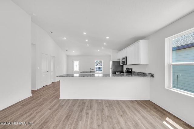 3242 MISSION OAK Place, Green Cove Springs, FL 32043