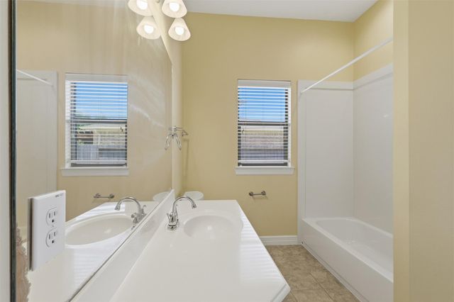 1906 Lake Grayson Drive, Katy, TX 77494