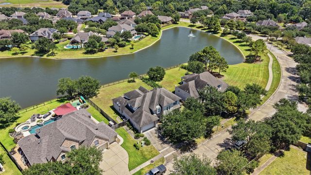1906 Lake Grayson Drive, Katy, TX 77494