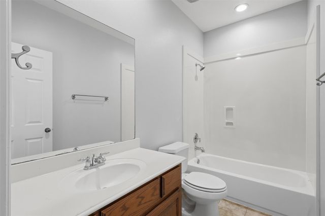 1906 Lake Grayson Drive, Katy, TX 77494