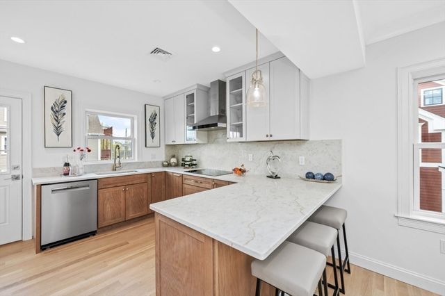 99 Sumner Street 1, Quincy, MA 02169