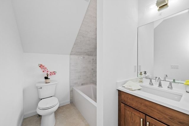 99 Sumner Street 1, Quincy, MA 02169