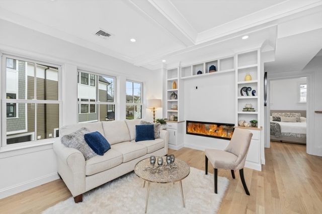 99 Sumner Street 1, Quincy, MA 02169