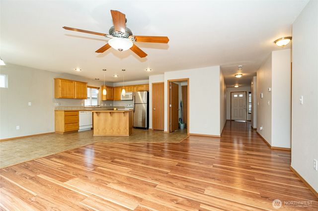 241 Parkside Loop, Napavine, WA 98565