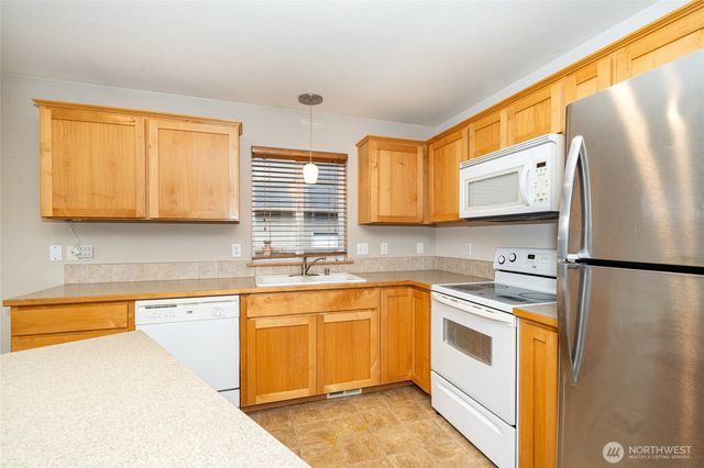 241 Parkside Loop, Napavine, WA 98565