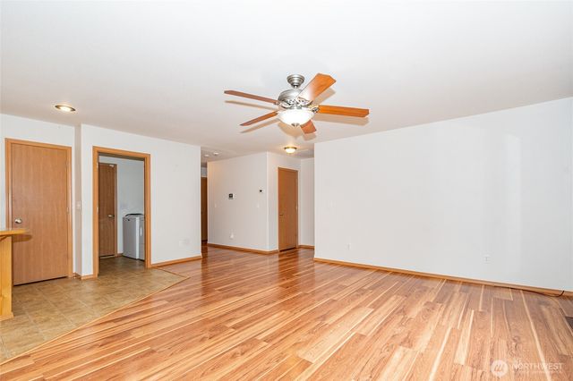 241 Parkside Loop, Napavine, WA 98565