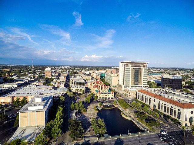 807 N El Dorado St, Stockton, CA 95202