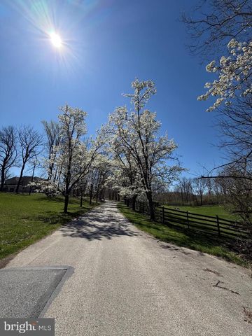 1771 INDIAN RUN RD, Malvern, PA 19355