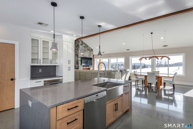 105 Route 39 North, Sherman, CT 06784