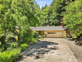 3929 Westpark Court NW, Olympia, WA 98502