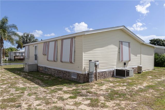 6171 98th Road, Sebastian, FL 32958