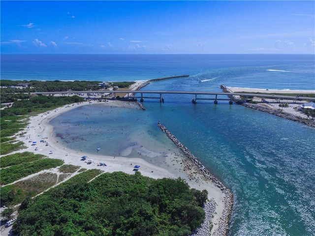 6171 98th Road, Sebastian, FL 32958