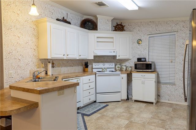 6171 98th Road, Sebastian, FL 32958