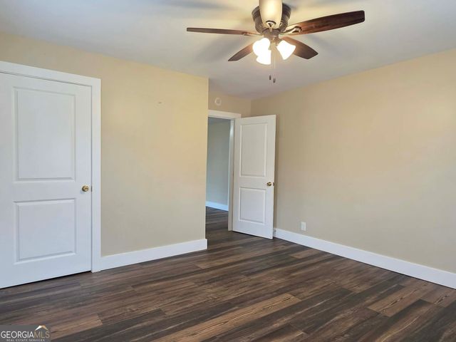 75 Mathis Lake Road, Thomaston, GA 30286