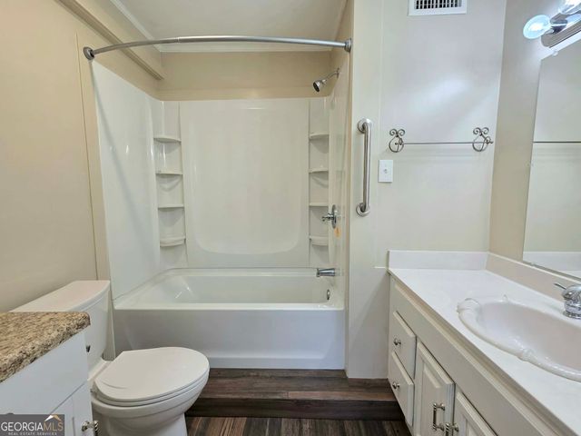 75 Mathis Lake Road, Thomaston, GA 30286