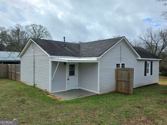 75 Mathis Lake Road, Thomaston, GA 30286