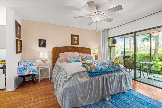 5326 LAKE ARROWHEAD TRAIL 7, Sarasota, FL 34231
