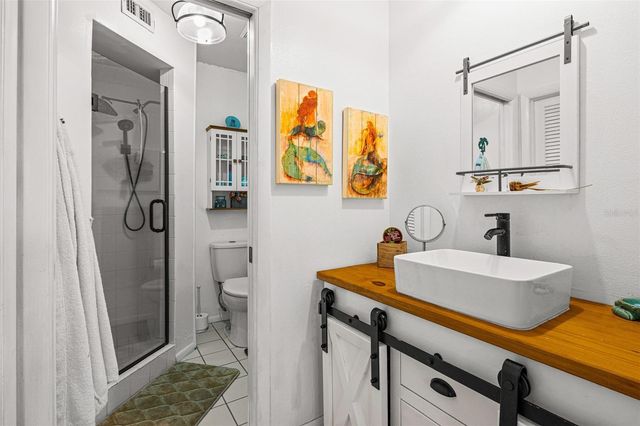 5326 LAKE ARROWHEAD TRAIL 7, Sarasota, FL 34231