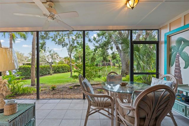 5326 LAKE ARROWHEAD TRAIL 7, Sarasota, FL 34231