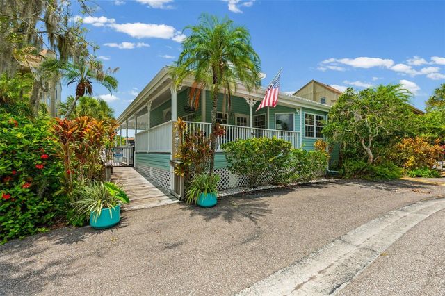5326 LAKE ARROWHEAD TRAIL 7, Sarasota, FL 34231