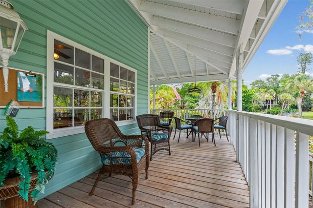 5326 LAKE ARROWHEAD TRAIL 7, Sarasota, FL 34231
