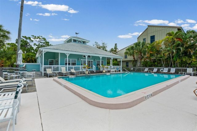 5326 LAKE ARROWHEAD TRAIL 7, Sarasota, FL 34231