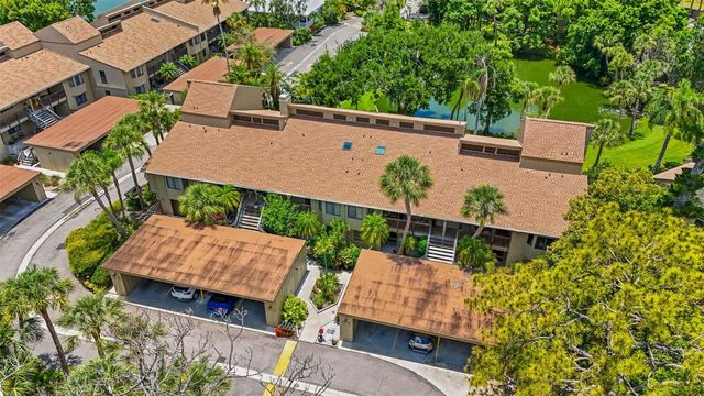 5326 LAKE ARROWHEAD TRAIL 7, Sarasota, FL 34231